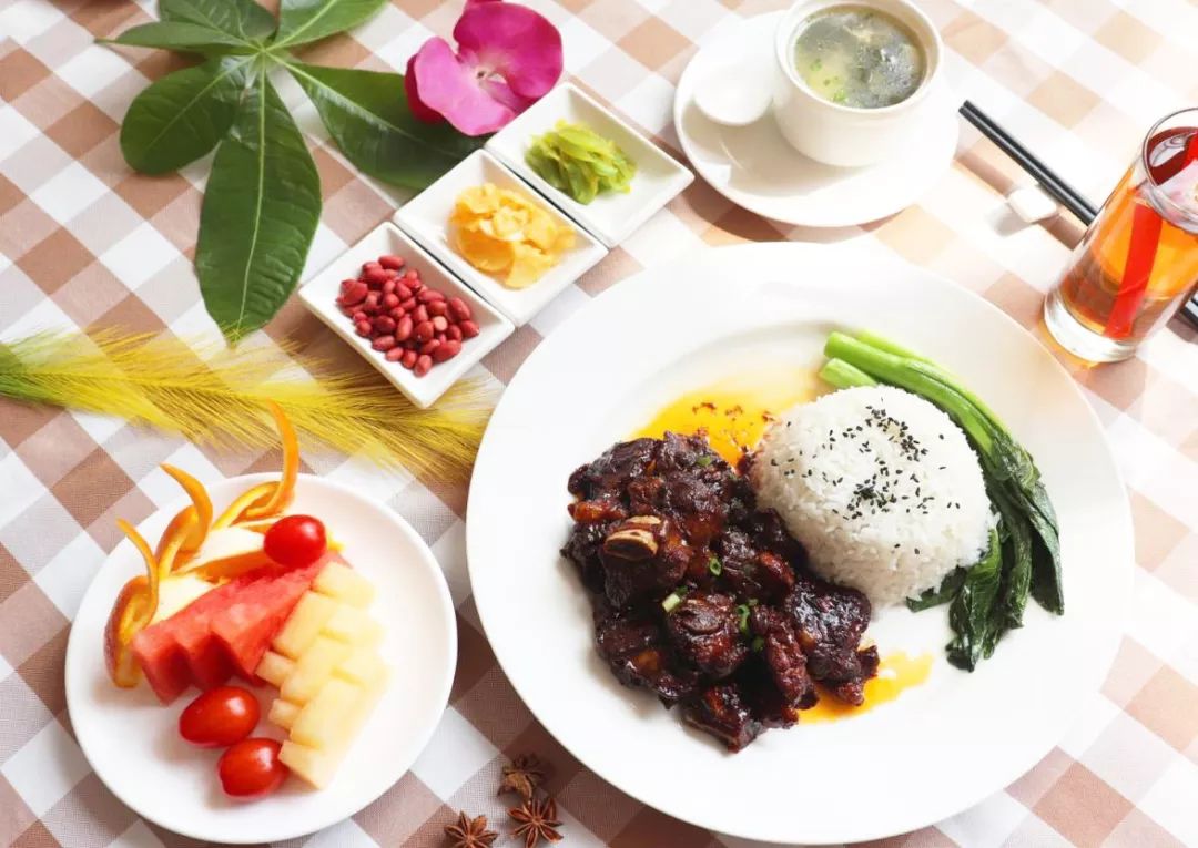 åç±»ä¼æ&nbsp;å¥é¤æ¥è¢­ åç»å¸ç¾é£,äº«å¿«ä¹ é£ å